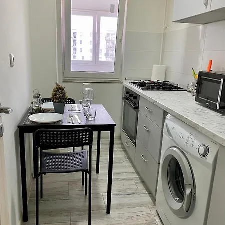 Apartamento 2 Mega Mall National Arena