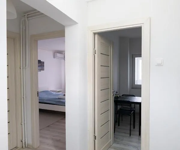 2 Mega Mall National Arena *