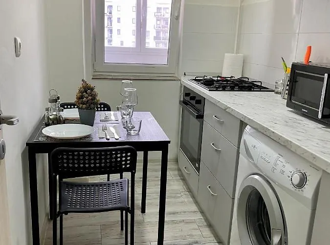 Apartment 2 Mega Mall National Arena