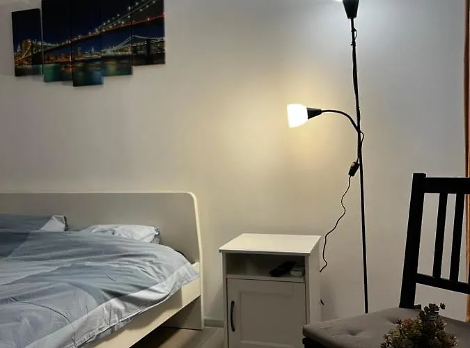 2 Mega Mall National Arena Apartment