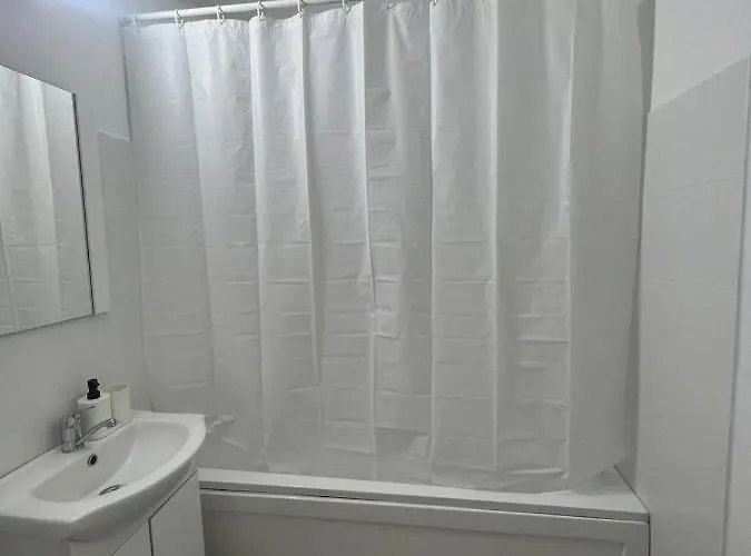 2 Mega Mall National Arena * Bucharest